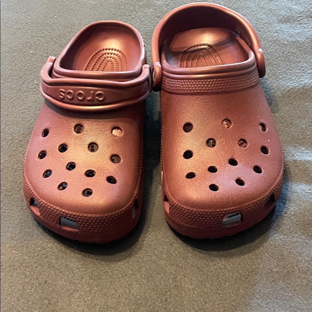 CROCS Slip-On Slippers - Maroon